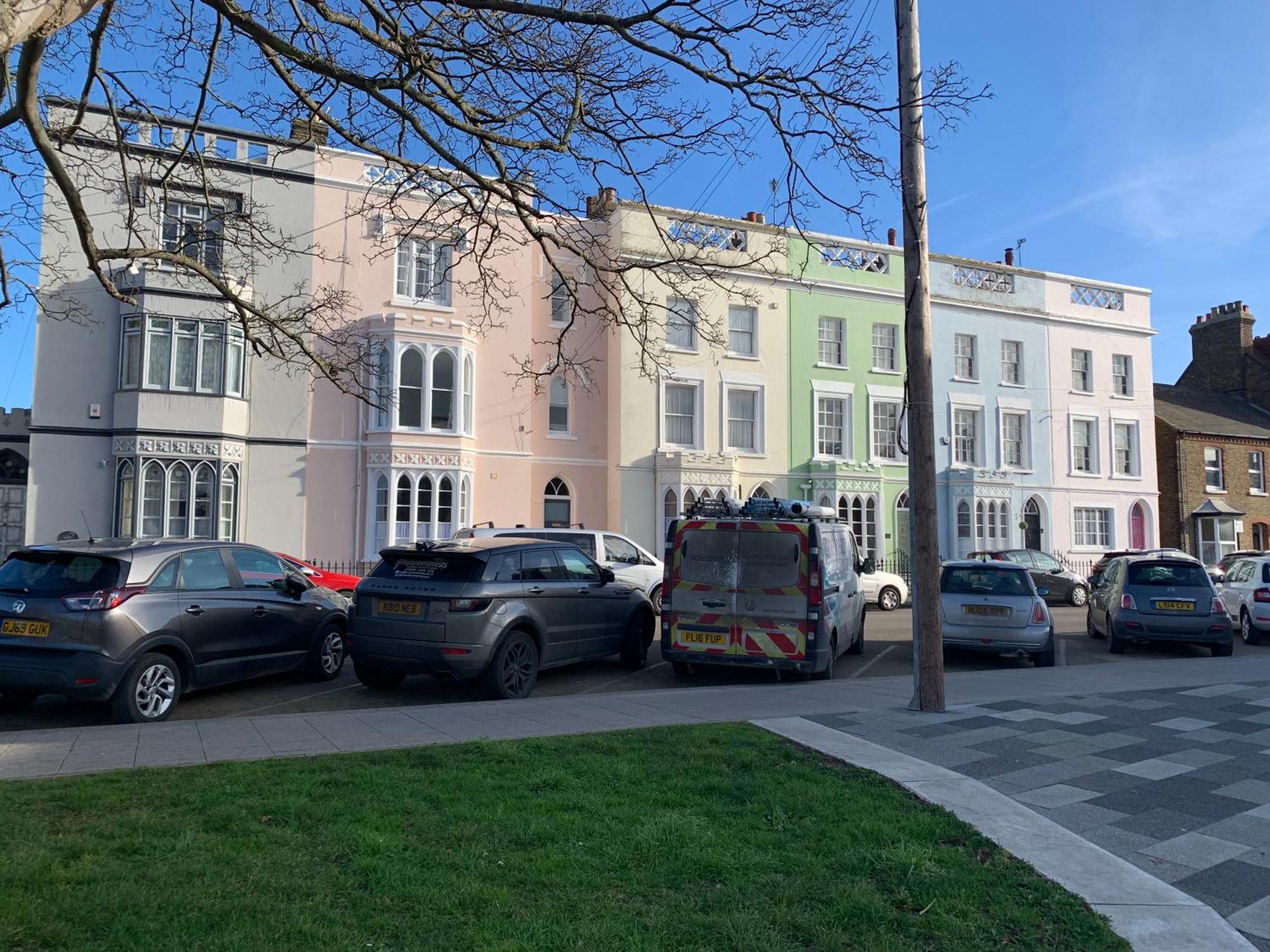 Grand 2 Bed Georgian Apartment At Florence House With King Bed, In The Heart Of Herne Bay & 300M From Beach Экстерьер фото